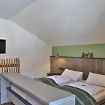 Schoenanger Pensjonat 4*